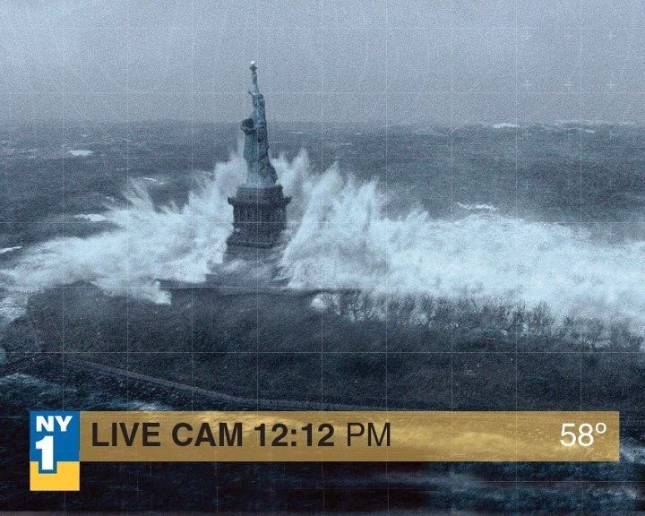 La foto fake della statua della libertà circolata in occasione dell'uragano Sandy